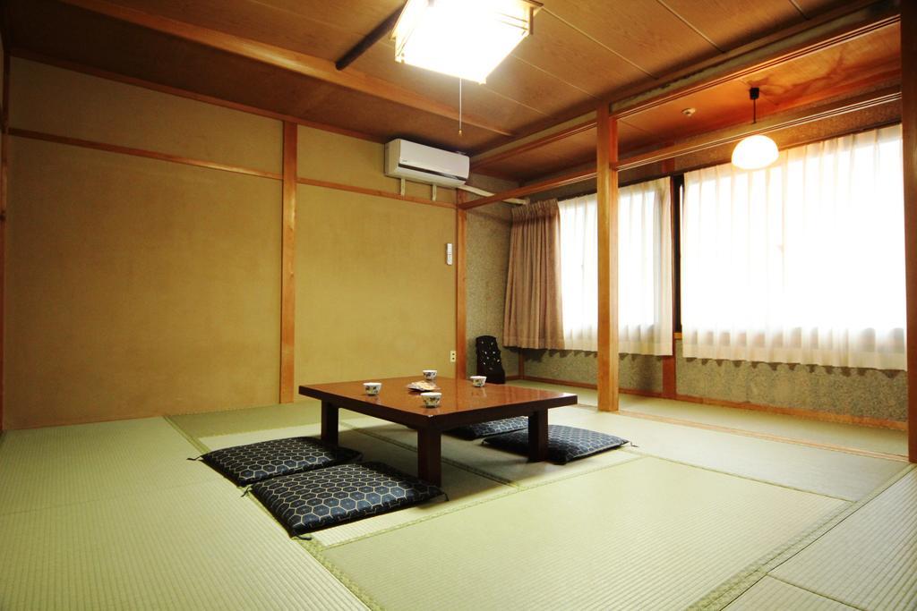 Jinkuro Hotel Takayama  Eksteriør billede
